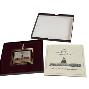 The‎ Official 2004 United States Congressional Holiday Ornament Gold tone